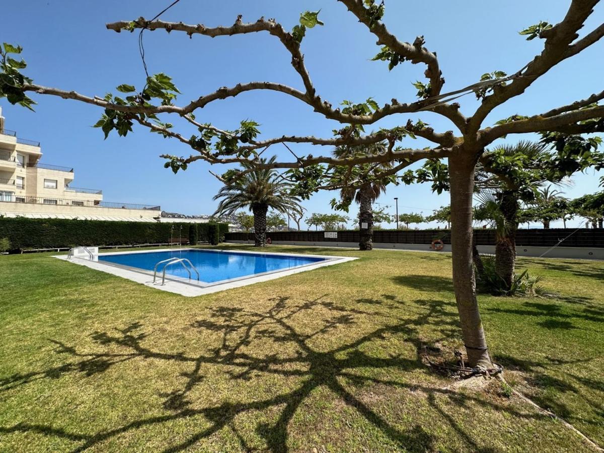 Marina Park Roses Apartment Exterior foto